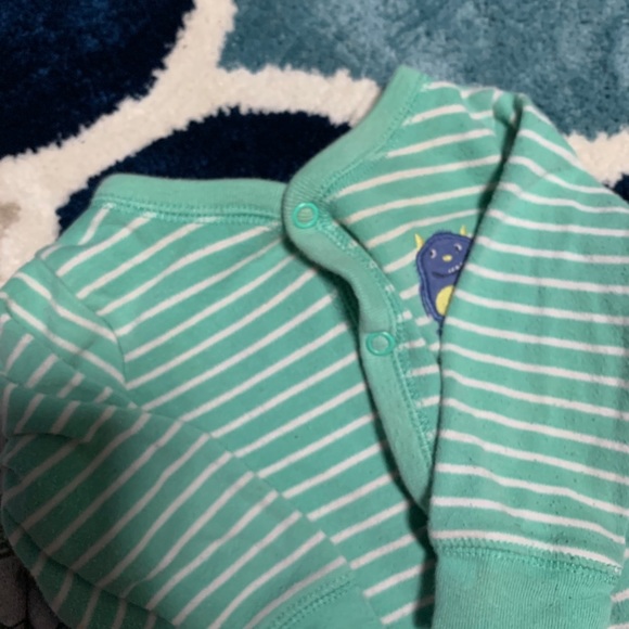 3 pairs button up foot pajamas 9-12 month - Picture 4 of 6